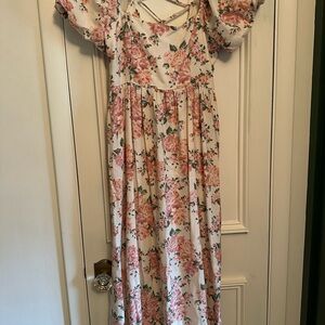 Floral Maxi Dress with Puff Sleeves